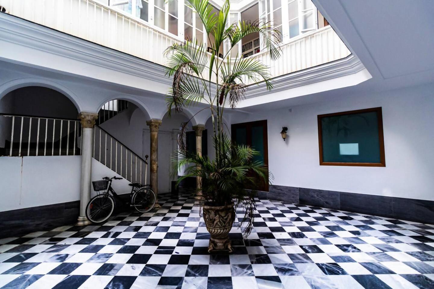 SimplyHosted La Casa del Capitán Apartamento Cádis Exterior foto